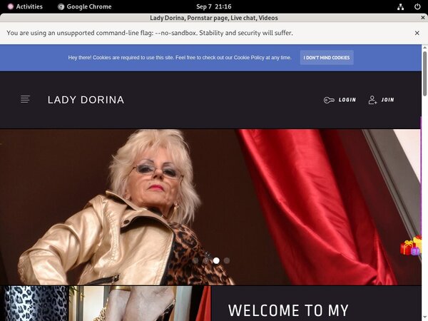 LadyDorina Hot Mom